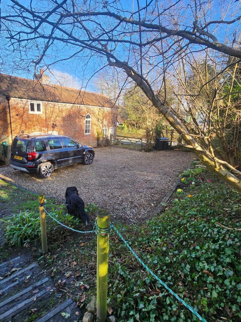 Cheverell Baptist Cottage מראה חיצוני תמונה